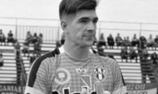 25-летний аргентинский вратарь, как и Денис Тен, погиб от удара ножом в уличной драке