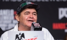 «Может произойти с каждым». Тренер «Канело» о «маленькой небрежности» перед боем с Головкиным 