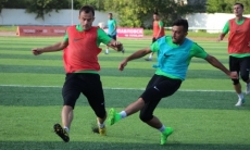 Фоторепортаж с тренировки «Кызыл-Жара СК»