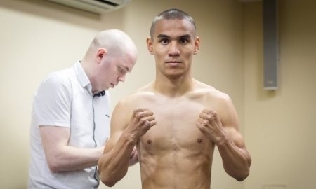 «Откусил больше, чем мог прожевать». Зарубежное СМИ — о нокаутированном казахстанце