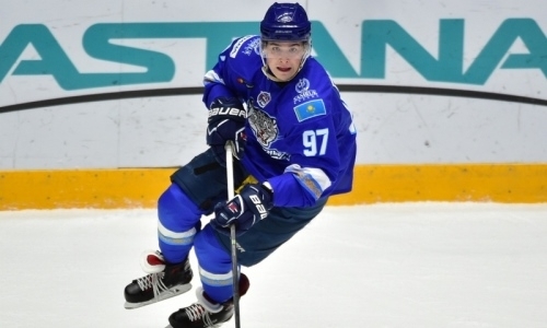 «Барыс» объявил о расставании с двумя форвардами