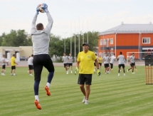 Фоторепортаж с вечерней тренировки «Тобола»