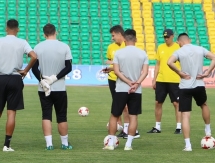 Фоторепортаж с вечерней тренировки «Тобола»