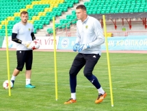 Фоторепортаж с вечерней тренировки «Тобола»