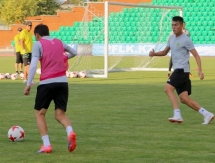 Фоторепортаж с вечерней тренировки «Тобола»