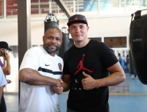 «Ведущие позиции в мире». Легендарный Рой Джонс восхищен казахстанским боксом