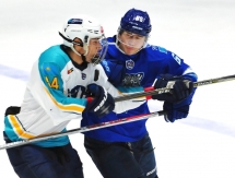 Фоторепортаж с товарищеского матча «Снежные Барсы» — «Алтай» 2:2