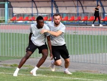 Фото и видео тренировки «Тобола» в Атырау