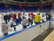 Фоторепортаж с тренировки «Барыса» в Уфе