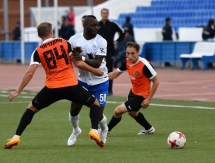 Фоторепортаж с матча Премьер-Лиги «Иртыш» — «Шахтер» 1:1