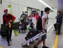 Болельщики встретили Вишневскую в аэропорту