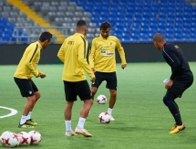 Фоторепортаж с предыгровой тренировки АПОЭЛа в Астане