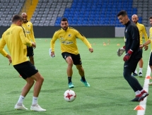 Фоторепортаж с предыгровой тренировки АПОЭЛа в Астане