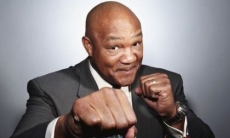 Легендарный Джордж Форман сделал прогноз на второй бой Головкин — «Канело»