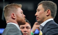 Кого букмекеры считают фаворитом второго боя Головкин — «Канело»