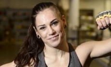 Будущая соперница Шариповой посетит ее бой в Санкт-Петербурге