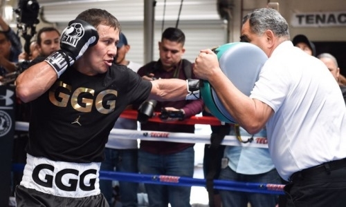 «Ты же профессионал!» Головкина раскритиковали за подготовку к бою с «Канело»