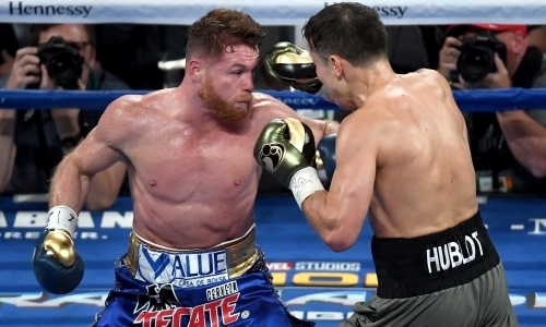 «Посмотрю Головкину в лицо на ринге». «Канело» сделал серьезный выбор