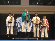 Казахстанские каратисты триумфально победили на чемпионате Азии в Сингапуре
