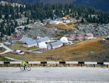 Велосипедисты и бегуны на скорость добрались до космостанции Алматы