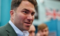 Эдди Хирн назвал фаворита и победителя второго боя Головкин — «Канело»