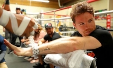 Головкин прокомментировал незаконное тейпирование рук «Канело»