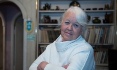 75-летняя фанатка сборной Казахстана не пропускает ни один матч