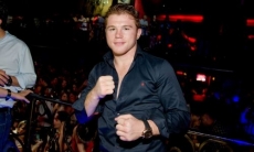 «Канело» решил «ударить по коньяку» перед важным боем с Головкиным