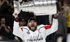 «Ты король, брат». Александр Овечкин напутствует Геннадия Головкина