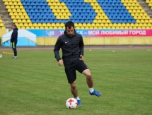 Фоторепортаж с предыгровой тренировки «Кызыл-Жара СК» в Уральске