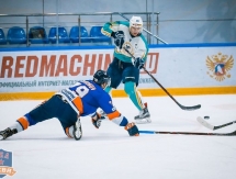 Фоторепортаж с матча ВХЛ «СКА-Нева» — «Торпедо» 3:2