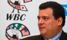 «Бестолковый порядок». СМИ жестко раскритиковали бой Головкин — Чарло