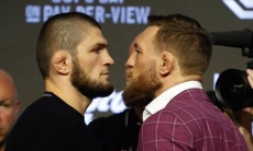 «Cотрясти ударом слева». Кайрат Ахметов определил время нокаута боя Нурмагомедов — Макгрегор