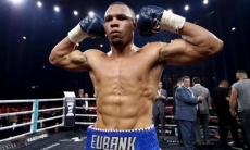 Убежавший от Головкина Юбэнк потроллил Сондерса за допинг и намекнул на «захват» его пояса