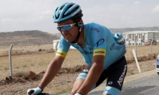 «Астана» продлила контракт с казахстанским велогонщиком