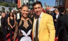 Признававшаяся в любви Головкину экс-чемпионка UFC вступилась за Нурмагомедова