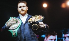 «Канело» после победы над Головкиным решил сорвать бой Мэйвезер — Нурмагомедов