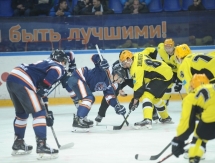 Фоторепортаж с матча ВХЛ «Южный Урал» — «Сарыарка» 3:2