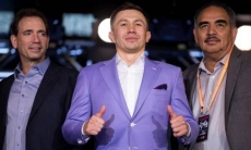 «Народный чемпион». Промоутер Головкина напомнил о его рекорде и подколол Джейкобса