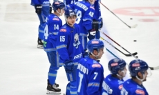 «Барыс» пропустил дома четыре шайбы в первом периоде от аутсайдера КХЛ