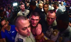 Обидчику Хамитова вынесли наказание за драку после боя Нурмагомедов — Макгрегор