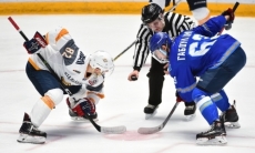 Видеообзор матча МХЛ «Снежные Барсы» — «Стальные Лисы» 1:2