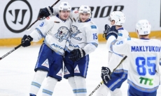 «Барыс» обошел «Локомотив» и поднялся на восьмое место в КХЛ