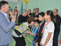 В Семее назвали спортзал в честь рекордсмена казахстанского футбола