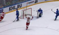 Видеообзор матча КХЛ «Барыс» — «Автомобилист» 2:7