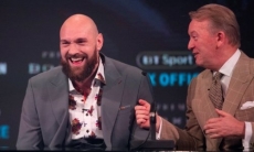 Промоутер Фьюри заявил о волнении перед боем с Уайлдером в весе Дычко