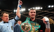 Гвоздик нокаутировал Стивенсона и стал новым чемпионом мира WBC в весе Ахмедова