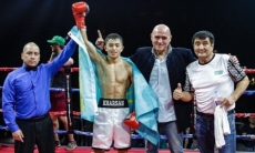 21-летний казахстанец победил небитого американца и завоевал титул чемпиона WBC