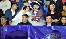 Молодожены отпраздновали свадьбу на Кубке Казахстана по ММА