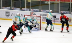 Отчет о матче ВХЛ «Нефтяник» — «Торпедо» 3:2 ОТ